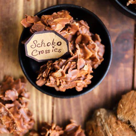 Geröstete Kokoschips als Torten-Deko