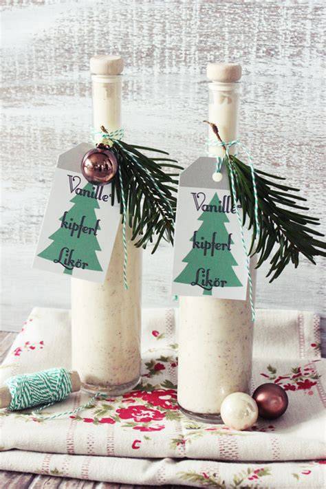 Geschenke aus der Küche: Likör Flaschen hübsch verpackt
