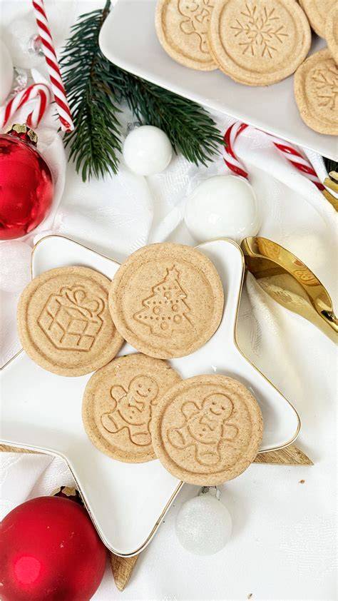 Geschenkidee: Zimtkekse in einer Dose mit Zimt-Zucker und Geschenkanhänger