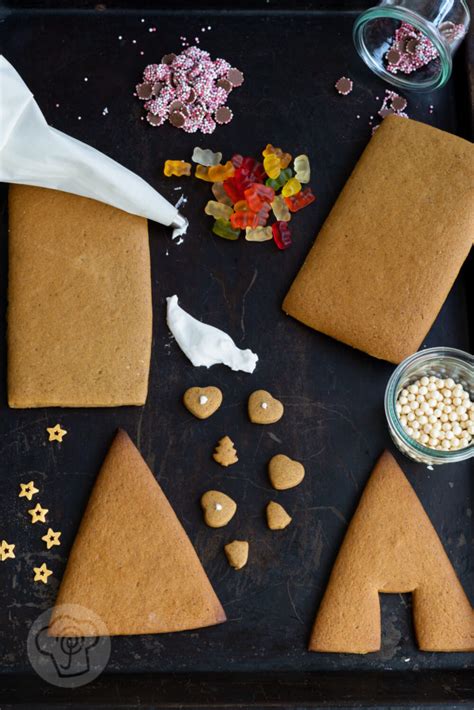 Geschenkverpackung: Bausatz mit Bauteilen, Royal Icing und Süßigkeiten