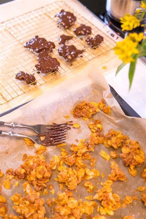 Geschenkverpackung mit Karamell-Cornflakes