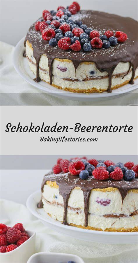 Geschichtete Schokoladen-Beerentorte