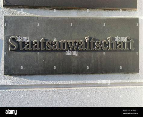 Geschichtliche Entwicklung Hochzeitstorte als Symbol