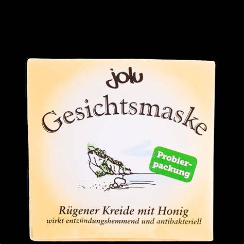 Gesichtsmaske aus Rügener Heilkreide und Honig aufgetragen bei kosmetischer Anwendung