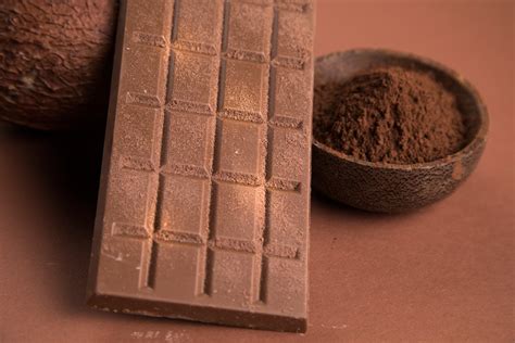 Gesunde Zutaten für vegane und zuckerfreie Schokolade