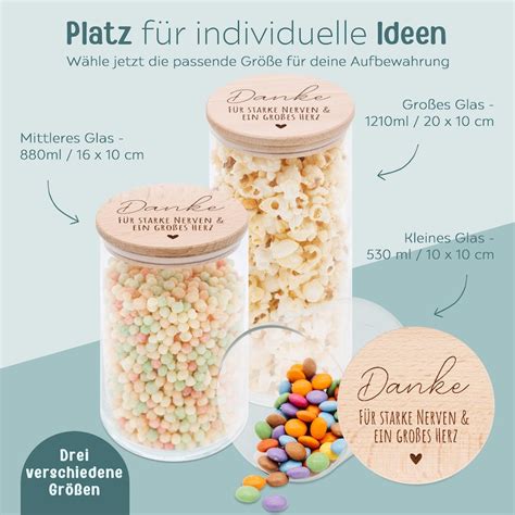 Gläser mit karamellisiertem Popcorn als Geschenk