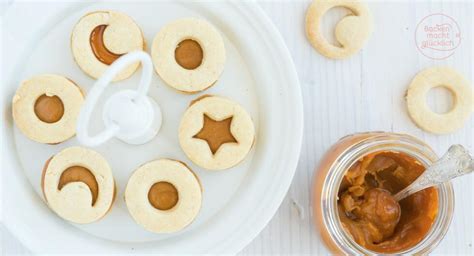 Gläser mit selbstgemachter Karamellcreme