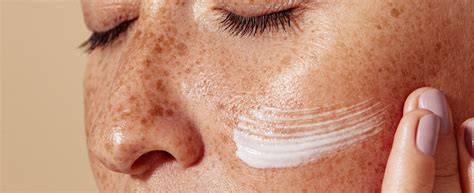 Glückliche Haut nach dem DIY-Peeling