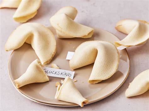 Glückskekse selber backen: Zutaten und Formen