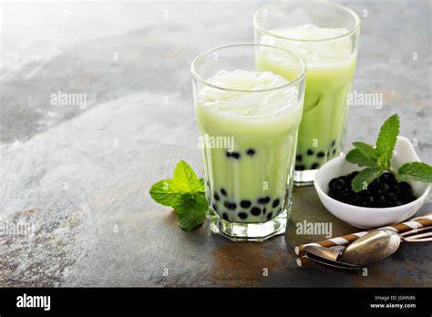 Glas mit braunem Zucker Bubble Tea und Tapioka-Perlen