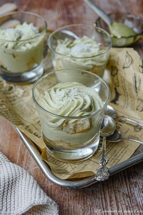 Glas mit selbstgemachter Pistaziencreme
