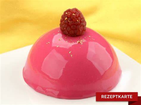 Glatte glänzende Mirror Glaze auf Törtchen