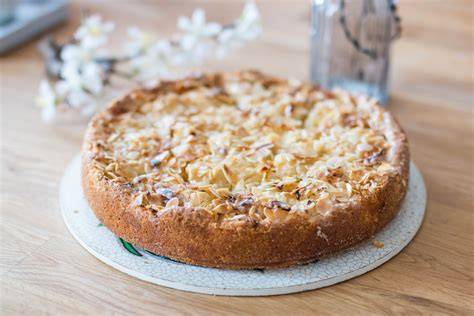 Glutenfreier Apfelkuchen mit Mandeln