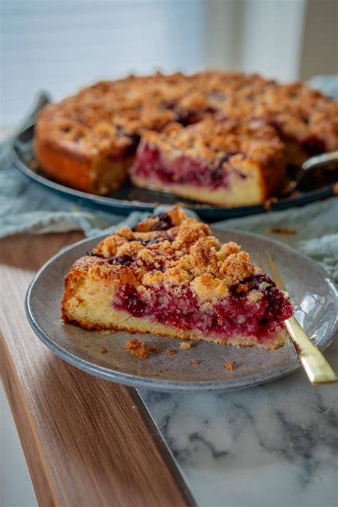Goldbraune Streusel im Ofen