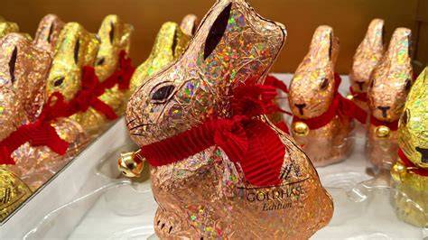 Goldhase in Hologrammfolie (Retro-Look)