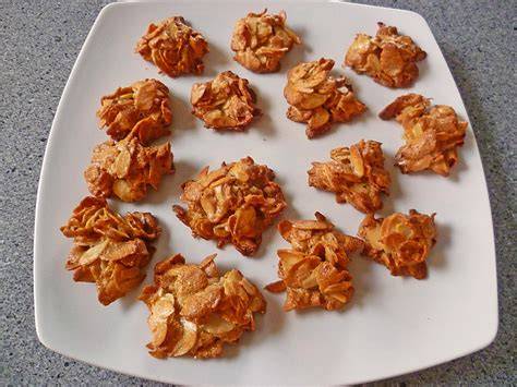 Grafik: Variantenvergleich Knusperböden (Kekse, Cornflakes-Mandel, Knoppers®)