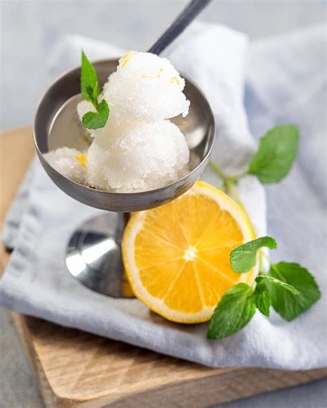 Granita al Limone im Glas