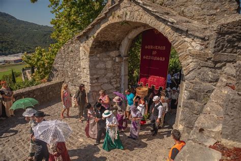 Großes Trüffel-Fest und Rühreipanorama beim Subotina-Fest in Buzet
