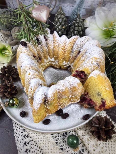 Gugelhupf mit Plätzchenresten