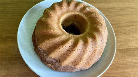 Gugelhupf stürzt aus der Form - Trick mit Mehl und Butter