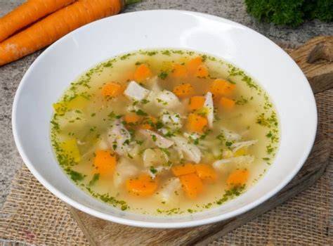 Hühnersuppe als Hausmittel