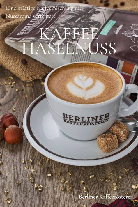 Haferkaffee mit Haselnussaroma und Pralinendekor