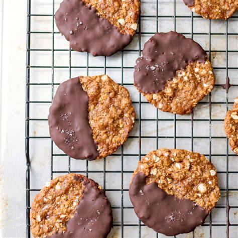 Haferkekse mit Schokoüberzug ohne Backen