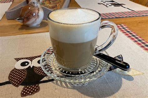 Hafermilch im Cappuccino