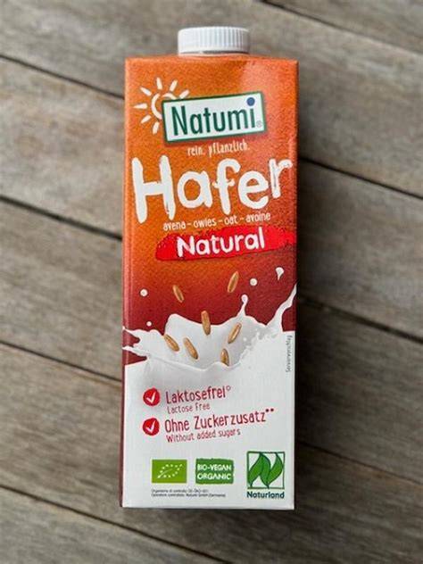 Hafermilch mit Honig als Wohlfühlgetränk