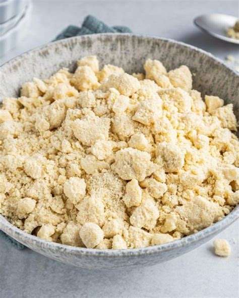 Haltbarkeit und Konsistenz: Knusprige, goldbraune Streusel