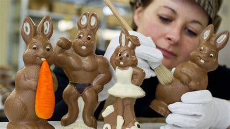 Handgegossener Schokohase in der Manufaktur