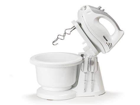 Handmixer, Rührschüssel und Tortenring: empfohlene Werkzeuge
