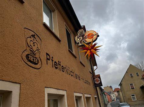 Handwerkskunst: traditionelle Pfefferküchlerei in Pulsnitz