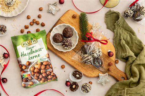 Haselnuss-Pralinen: Maschinenmix, Portionieren, Kühlen