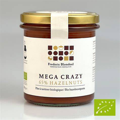 Haselnusscreme mit Kakaobohnen und Haselnüssen