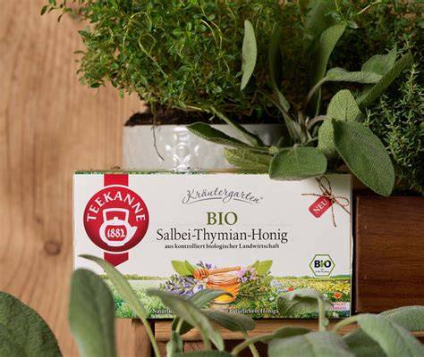 Hausapotheke: Mischung aus Honig, Salbei und Thymian