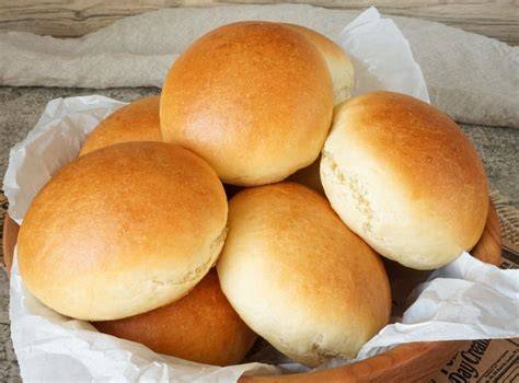 Hefeteig für Milchbrötchen