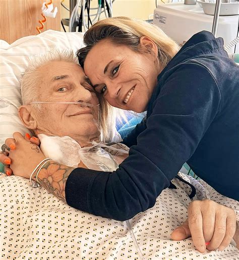 Heinz Hoenig im Krankenbett und bei Reha, Collage zur Genesung