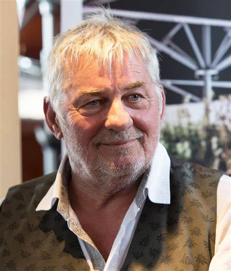 Heinz Hoenig in Theaterszene „Hamlet“