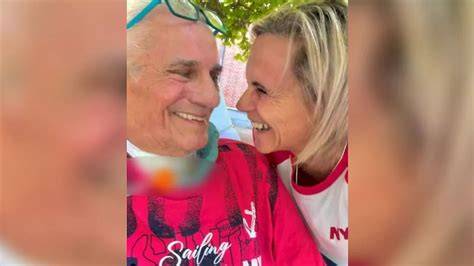 Heinz Hoenig mit Familie im Krankenhaus