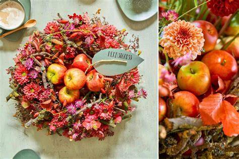 Herbstliche Obstwiese mit Äpfeln und Erntekorb