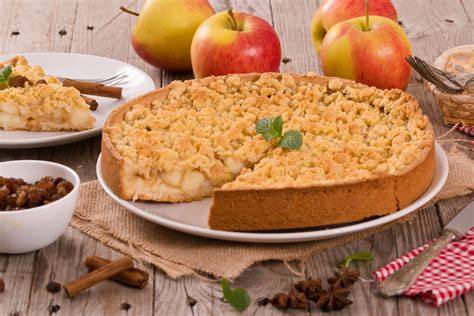 Herbstliches Kaffeekränzchen mit Apfelkuchen