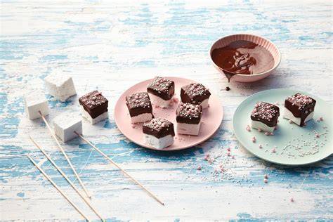 Herstellungsschritte: Marshmallow-Formung und Schokoladenüberzug