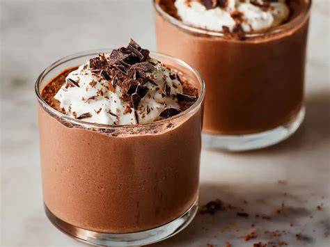 High Protein Schoko Mousse mit Hüttenkäse