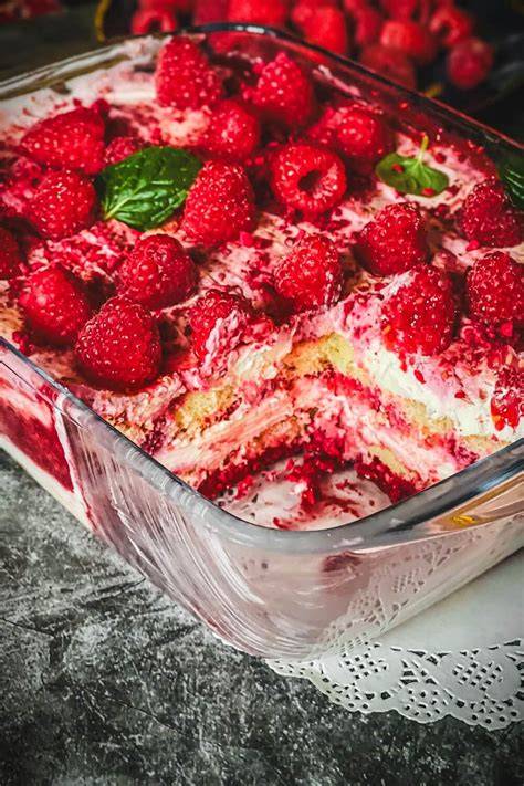 Himbeer Tiramisu Zutaten und Schichten