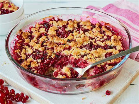 Himbeer-Crumble im Glas