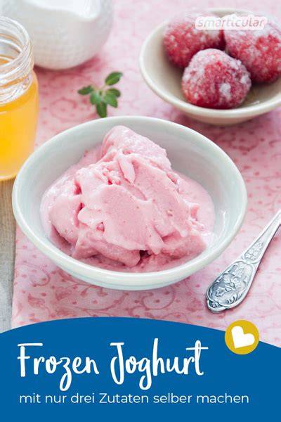 Himbeer-Frozen-Joghurt in Schalen, Zutaten und Eismaschine als Infografik