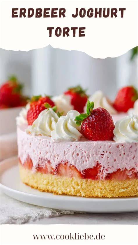 Himbeer-Mascarpone-Schnitten auf Biskuit, sommerliche Servieridee