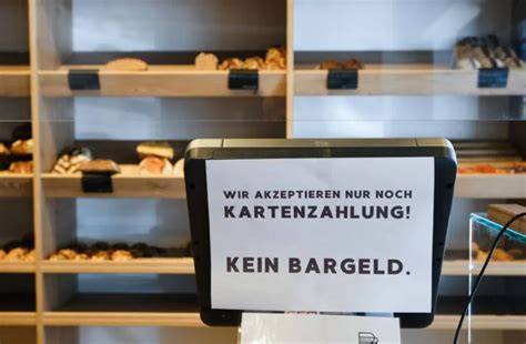 Hinweis: Bargeld deklarieren ab $10.000