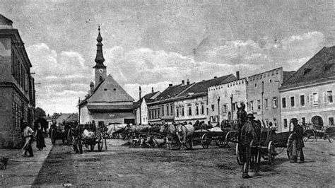Historische Aufnahme der Suchard-Fabrik in Serrières um 1900